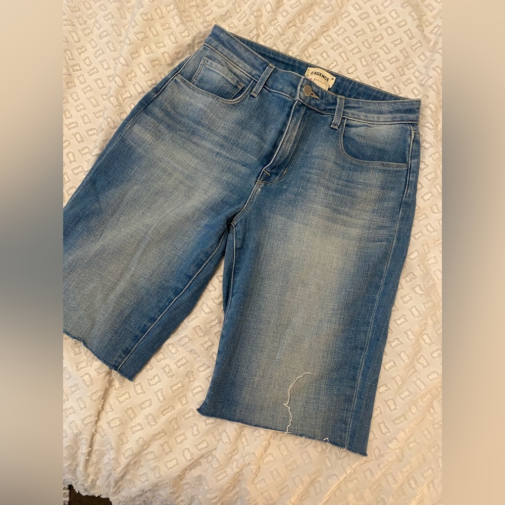 DENIM CUT OFF BERMUDA SHORTS